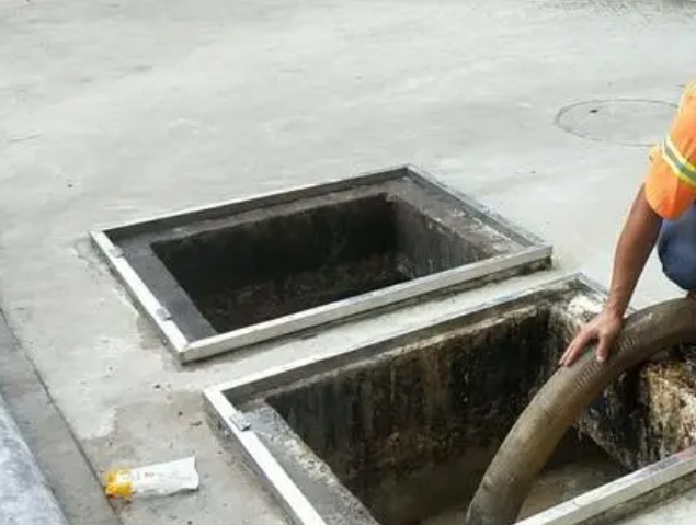 明溪化粪池清理